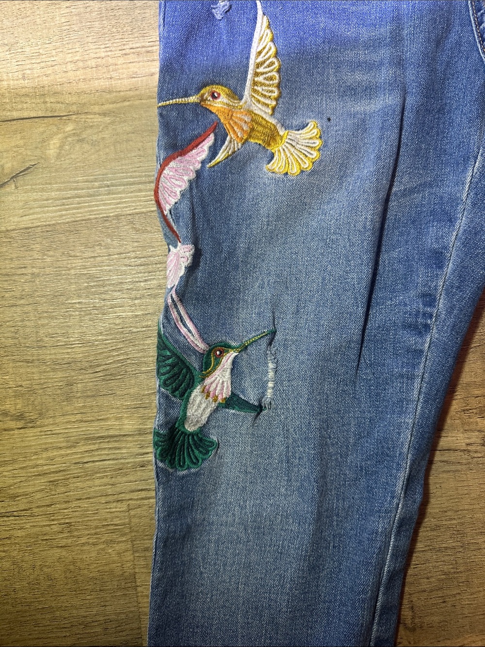 Velvet Heart Blue Embroidered Hummingbird Skinny Jeans - Picture 5 of 11